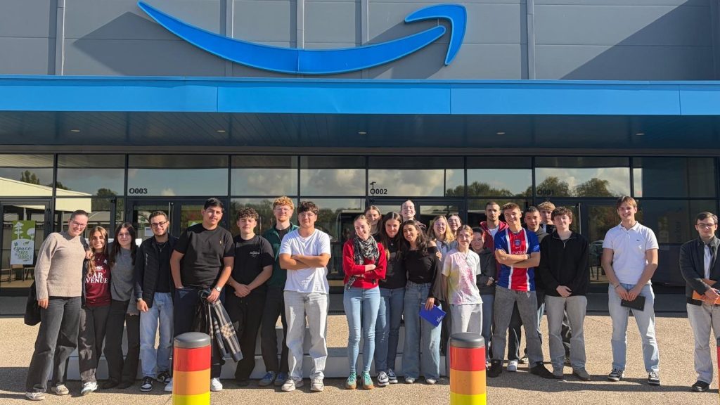 Une visite chez Amazon pour préparer un forum HSE destiné aux lycéens